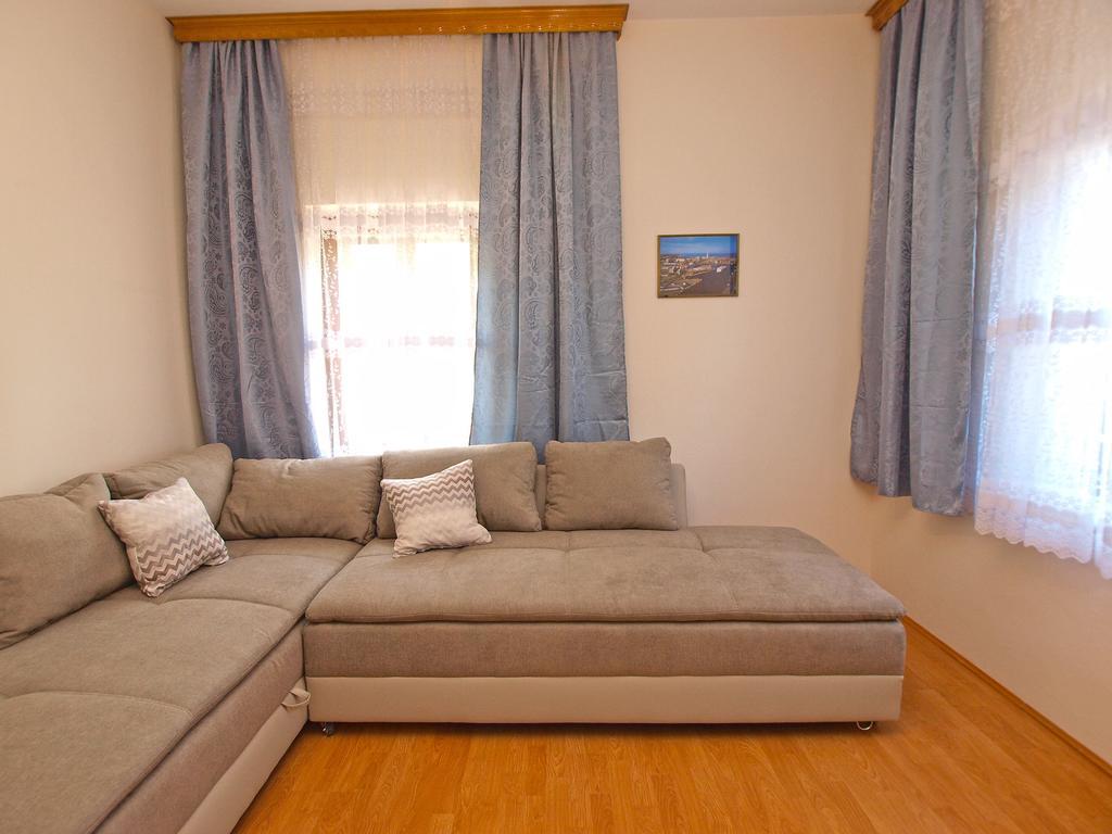 Apartments Joko 1160 普拉 外观 照片